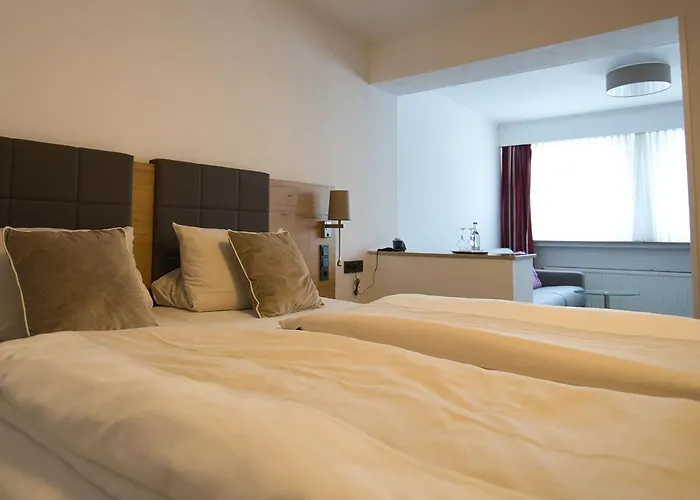 Hollaender Hof Hotel *